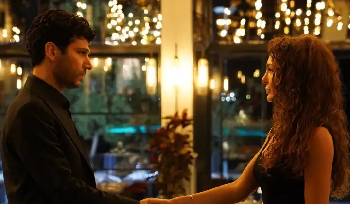 Murat Yıldırım ve Ebru Şahin’in başrolleri paylaştığı ‘Gizli Bahçe’nin yayın tarihi belli oldu