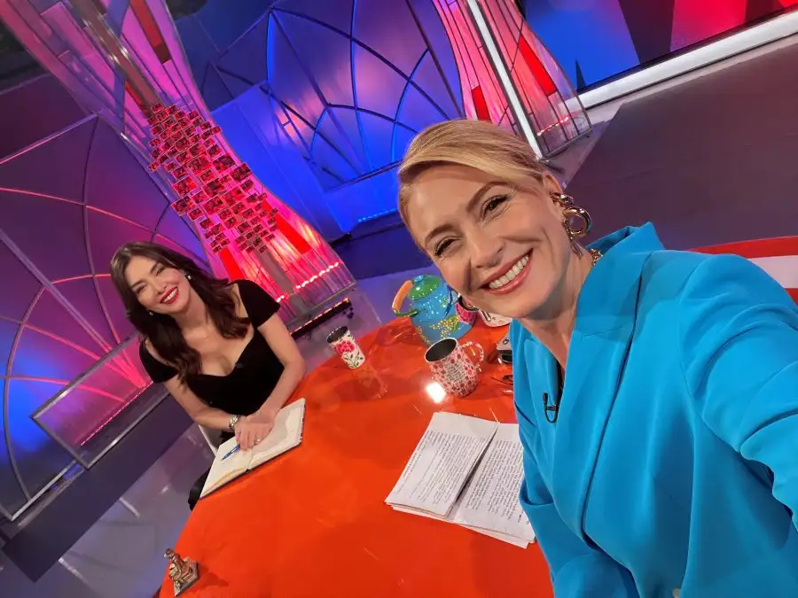 nefise ceyda1 İki tescilli güzel bir arada