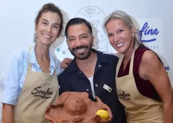 Serafina’da ünlü isimler heykel yaptı