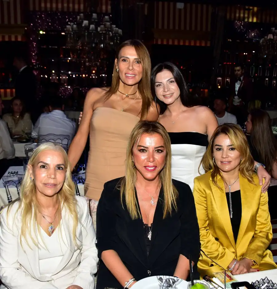 turkan kizlar Cahide Palazzo sezona hızlı girdi