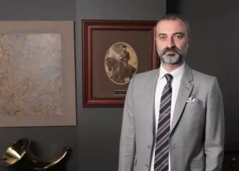 Dünyagöz Hastaneler Grubu Yönetim Kurulu Başkan Vekili ve Operasyonlar Müdürü Vahit Kapıcıoğlu ile Dünyagöz’ün başarılarını ve gelecek vizyonunu konuştuk
