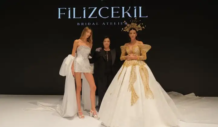 Filiz Çekil, İzmir IF Wedding Fashion’daki açılış defilesiyle büyüledi 1 Filiz Çekil, İzmir IF Wedding Fashion’daki açılış defilesiyle büyüledi