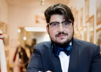 Ne Mutlu Türk’üm diyene…