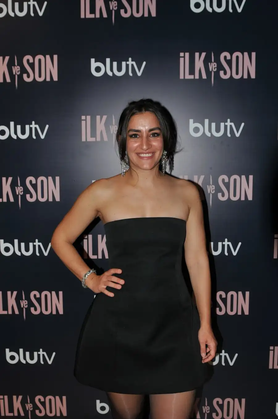 Naz Göktan, 'İlk ve Son' dizisindeki karakterini yorumladı 3 naz gpkten1 Naz Göktan, 'İlk ve Son' dizisindeki karakterini yorumladı