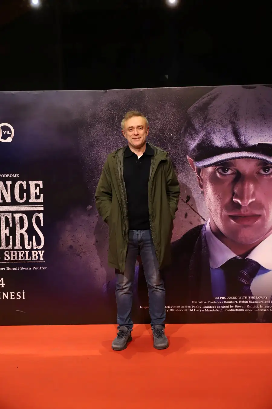 tansu bicer Peaky Blinders Dans Tiyatrosu'nun prömiyerine ünlü akını