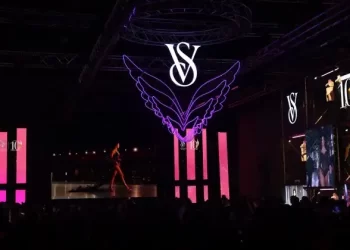 Victoria’s Secret, Türkiye’deki 10. yılını büyüleyici bir geceyle kutladı