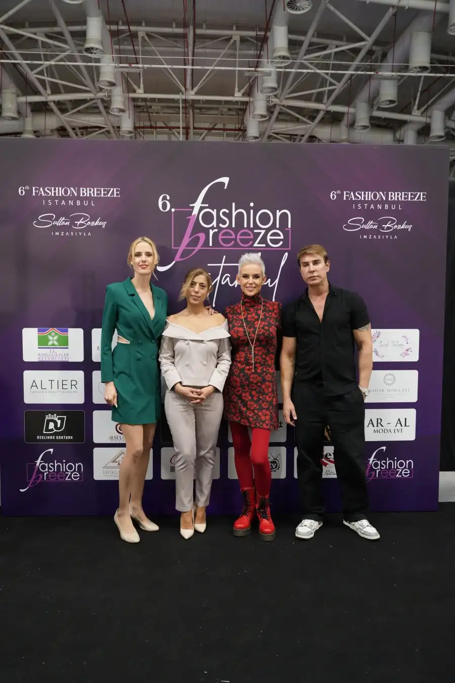 DSC00766 6. Fashion Breeze defilesi ünlü modellerin katılımıyla gerçekleşti