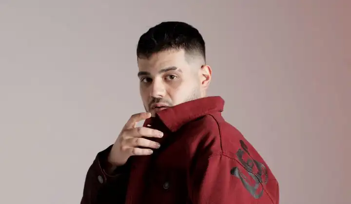 Mâi’den cesur geçiş: Rap’ten Rock’a 'Vazgeçtim Senden' 1 Mâi’den cesur geçiş: Rap’ten Rock’a ‘Vazgeçtim Senden’