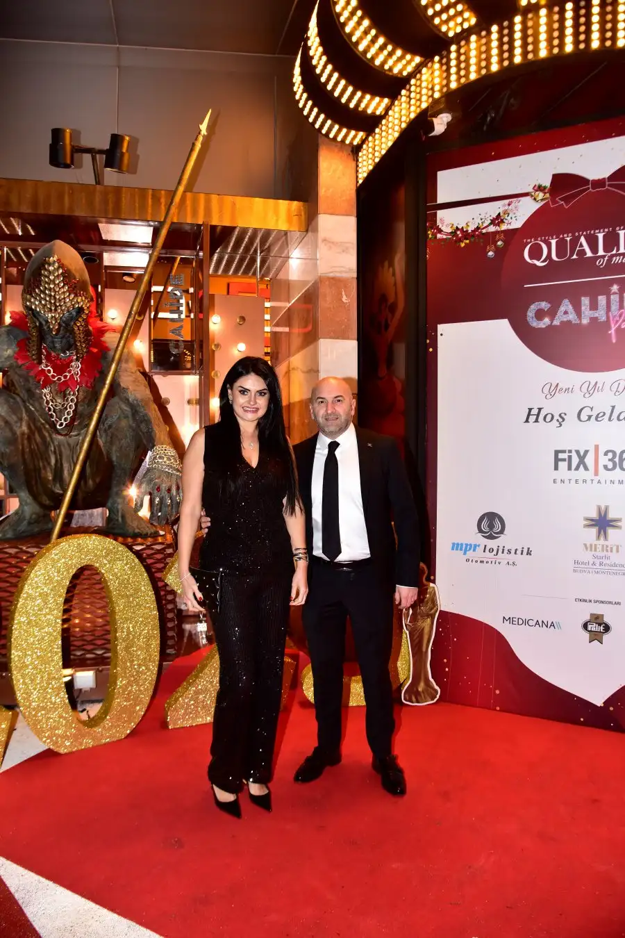 basak umut bagli Quality of Magazine’den muhteşem yeni yıl daveti
