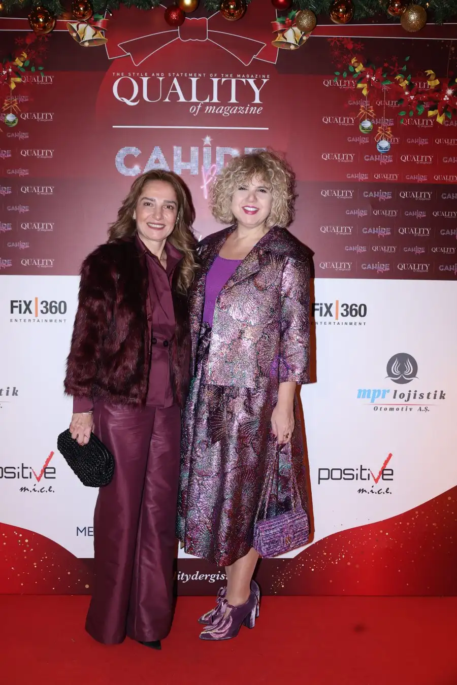 begum ebru Quality of Magazine’den muhteşem yeni yıl daveti