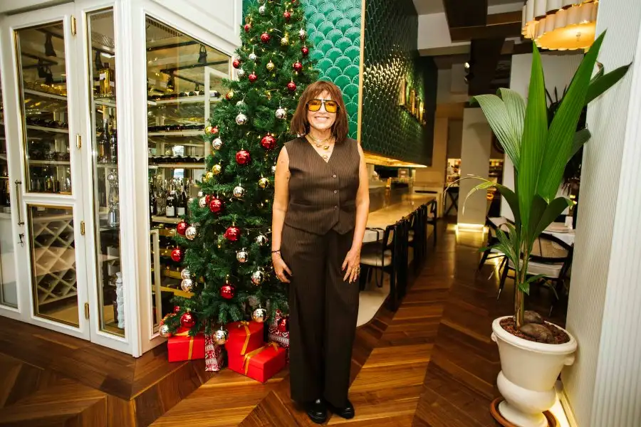 Özlem Avcıoğlu’ndan Karkas Ocakbaşı’nda yeni yıl daveti 2 ozlem avciogli Özlem Avcıoğlu’ndan Karkas Ocakbaşı’nda yeni yıl daveti