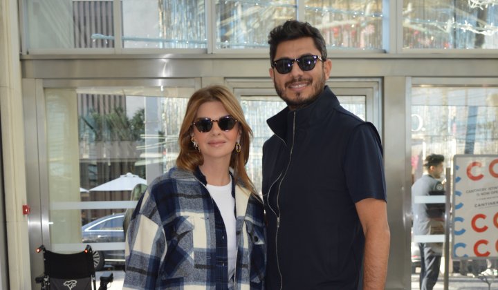 Örnek çift çevreye mutluluk saçtı