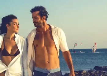 Hande Erçel ve Barış Arduç’tan romantik bir film: Rüzgara Bırak