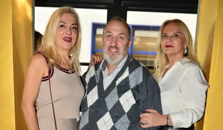 Uğur Batur’dan özel yılbaşı buluşması