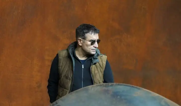 Ahmet Güneştekin'in 'Kayıp Alfabe' sergisi sanatseverlerle buluşuyor 2 Ahmet Güneştekin’in ‘Kayıp Alfabe’ sergisi sanatseverlerle buluşuyor