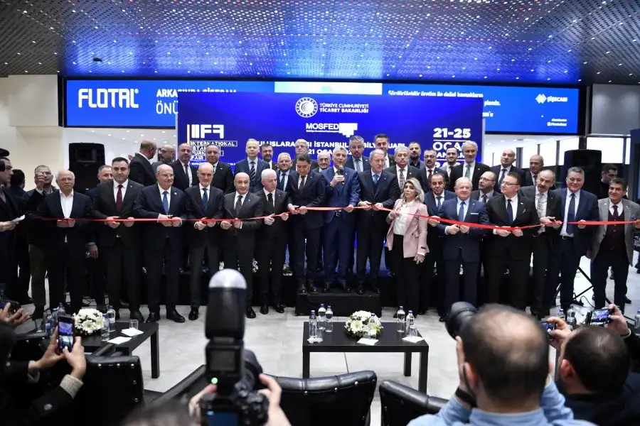Mobilya dünyasının kalbi İstanbul’da atıyor: IIFF 2025 kapılarını açtı 3 1737453973 IIFF KapilariniActi4 Mobilya dünyasının kalbi İstanbul’da atıyor: IIFF 2025 kapılarını açtı