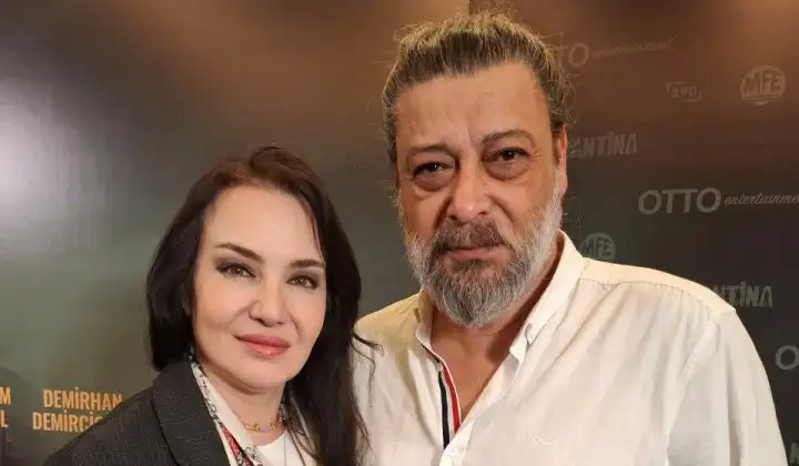 Deniz Uğur ve Erdinç Gülener, 'Karantina'da buluştu 1 Deniz Uğur ve Erdinç Gülener, ‘Karantina’da buluştu