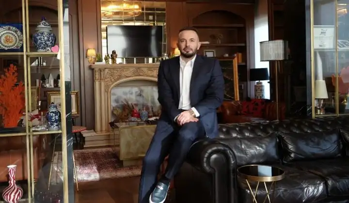 Mehmet Tosmur Romanya’daki tesis ve yatırımları incelemek üzere Köstence’ye gitti 1 Mehmet Tosmur Romanya’daki tesis ve yatırımları incelemek üzere Köstence’ye gitti