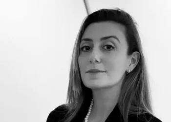 Mimar Özge Bayraktaroğlu Daunay, yangın güvenliği ve otel mimarisi üzerine çok özel bilgiler paylaştı