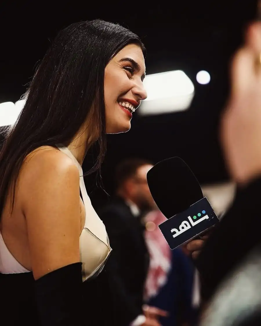 tubabuyukustun1 Paris'te mankenleri gölgede bıraktı