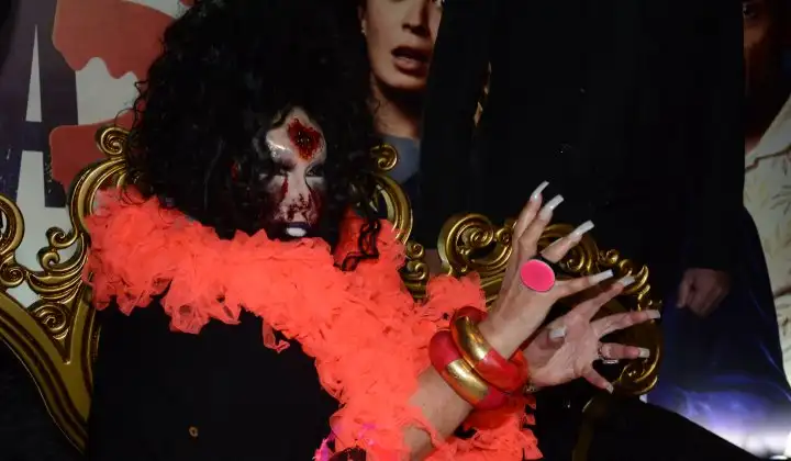 Bülent Ersoy, 'zombi' makyajıyla gündem oldu 2 Bülent Ersoy, ‘zombi’ makyajıyla gündem oldu