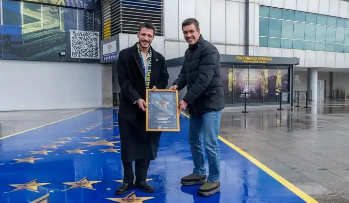 Kubilay Aka Fenerbahçe’nin yeni yıldızı Efsane Yol’da yıldız oldu