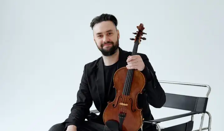 Pavel Matckevich, solo konserlerine hız kesmeden devam ediyor 1 Pavel Matckevich, solo konserlerine hız kesmeden devam ediyor