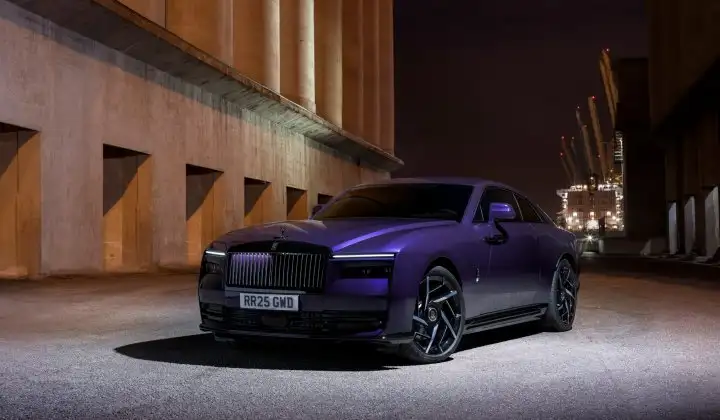 Rolls-Royce’dan güçlendirilmiş alter egolu Black Badge Spectre 3 Rolls-Royce’dan güçlendirilmiş alter egolu Black Badge Spectre