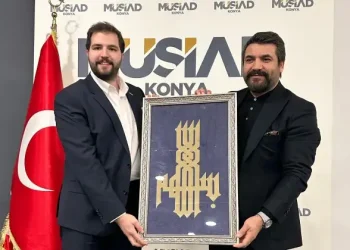 Orhan Gencebay’ın unutulmaz aracıyla Erbakan Malkoç’a büyük sürpriz 