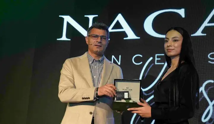 Nacar Aquamatic, Yusuf Dikeç’in hikayesiyle tekrar sahnede 1 Nacar Aquamatic, Yusuf Dikeç’in hikayesiyle tekrar sahnede
