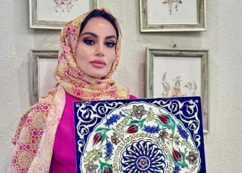 Çini sanatçısı Pınar Külek, eserleriyle dikkat çekiyor