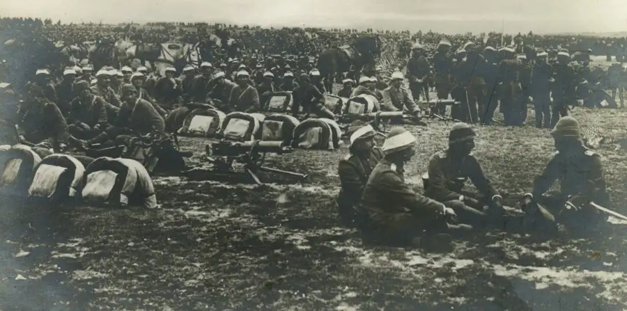 canakkalef1 Atatürk Kitaplığı'ndan çıkan Çanakkale fotoğrafları