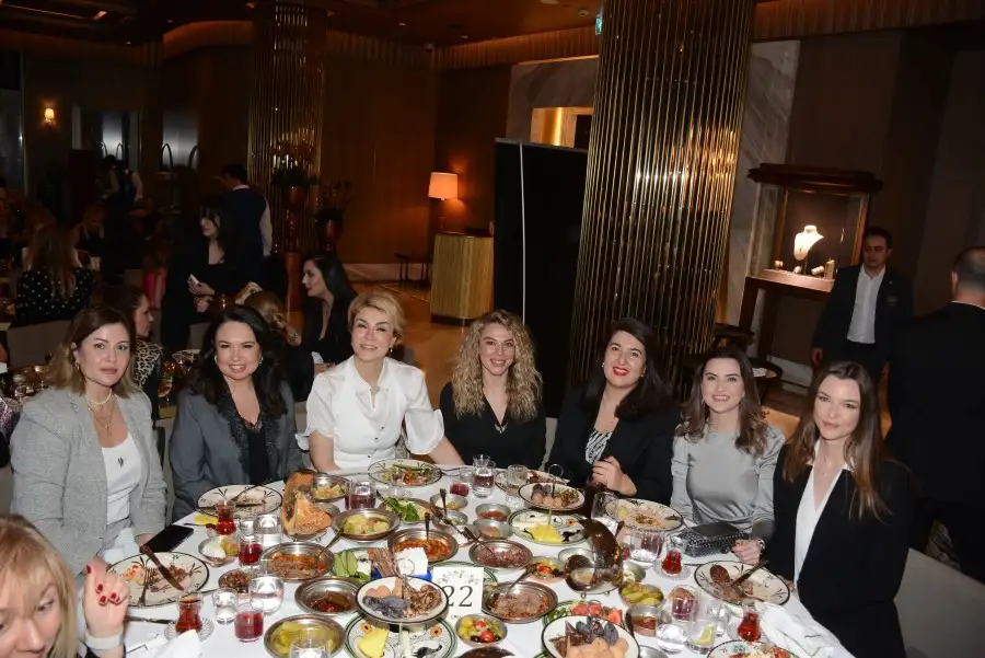 Tema-K Gönüllüleri iftar yemeğinde bir araya geldi 5 temak iftar3 Tema-K Gönüllüleri iftar yemeğinde bir araya geldi