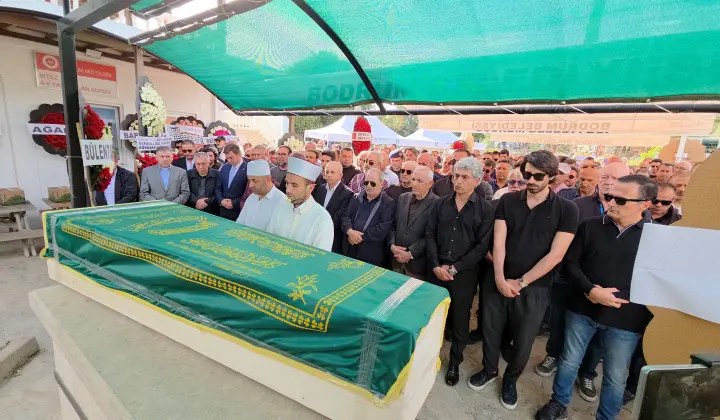 İş insanı Aziz Kaya son yolculuğuna uğurlandı 1 İş insanı Aziz Kaya son yolculuğuna uğurlandı