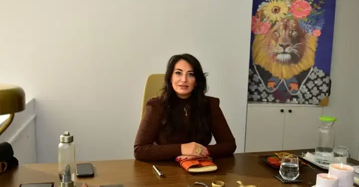 Sevgililer Günü’ne Dair Küçük Bir Hatırlatma 5 Ben hep İlkbaharım… Rengi, kokusu, duygusu ve hakikatin resmi