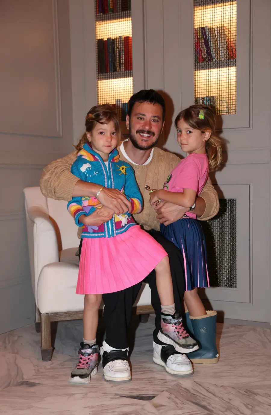anil altan kizlari 'Grand Summer Opening' davetiyle İstanbul’da yeni bir dönem