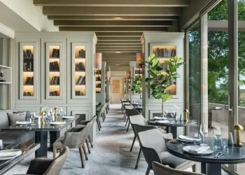 ‘Grand Summer Opening’ davetiyle İstanbul’da yeni bir dönem