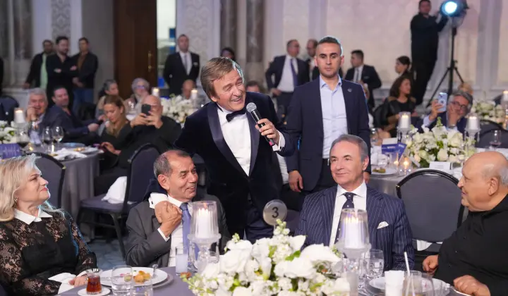 İş dünyasını buluşturan davet