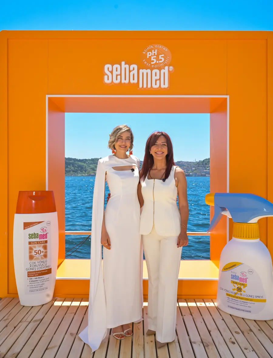 Öznur Serçeler’in ev sahipliğinde Sebamed’ten 'Yaza Merhaba' partisi 2 oznurserceler gozdeshavky Öznur Serçeler’in ev sahipliğinde Sebamed’ten 'Yaza Merhaba' partisi