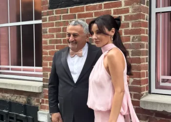 Hazal Filiz Küçükköse ve Sabit Akkaya New York’taki lansmanda boy gösterdi