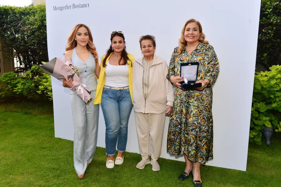 Mengerler Bostancı’dan ilham veren buluşma 3 sevgi inci Mengerler Bostancı’dan ilham veren buluşma