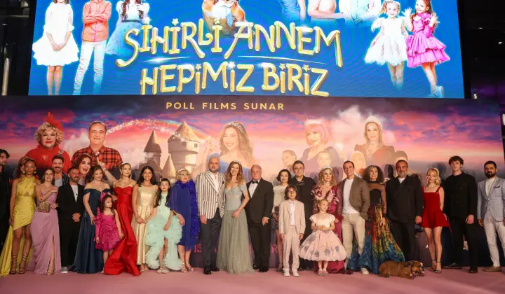 ‘Sihirli Annem: Hepimiz Biriz’ filmine büyülü gala 1 ‘Sihirli Annem: Hepimiz Biriz’ filmine büyülü gala