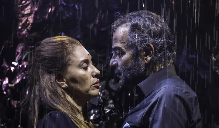 Kerem Alışık ve Evrim Alasya, dünya yıldızlarının sahnesi West End'de 1 Kerem Alışık ve Evrim Alasya, dünya yıldızlarının sahnesi West End’de