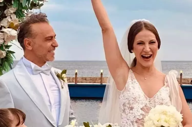 685a48212d3554512f751f23 Düğün paylaşımlarına beğeni yağdı