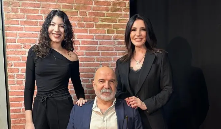 Vahide en iyi arkadaşım 1 Vahide en iyi arkadaşım