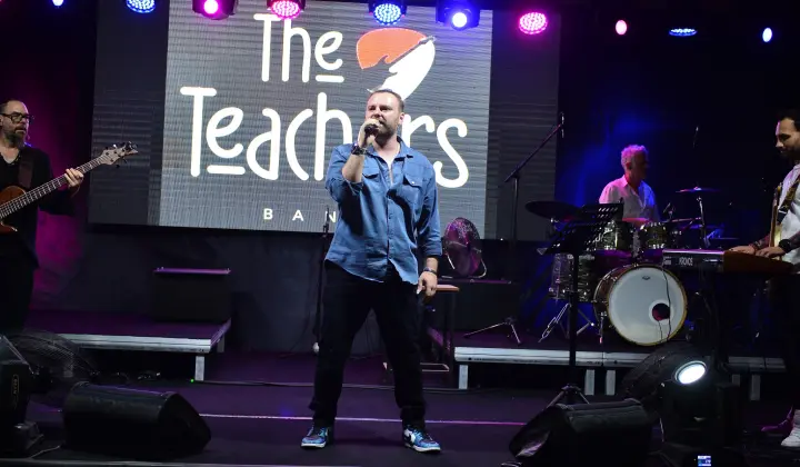 Azka Otel’de Teachers Band rüzgârı 1 Azka Otel’de Teachers Band rüzgârı