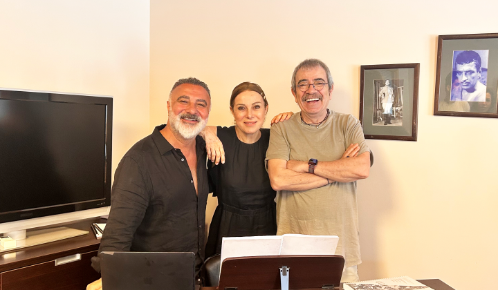 Selçuk Yöntem, Zuhal Olcay ve Cengiz Bozkurt İlk Kez Aynı Sahnede Buluşuyor 2 Selçuk Yöntem, Zuhal Olcay ve Cengiz Bozkurt İlk Kez Aynı Sahnede Buluşuyor
