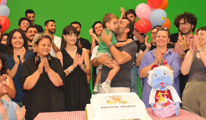 Emre ve Gizem Karayel çiftinden sinema müjdesi