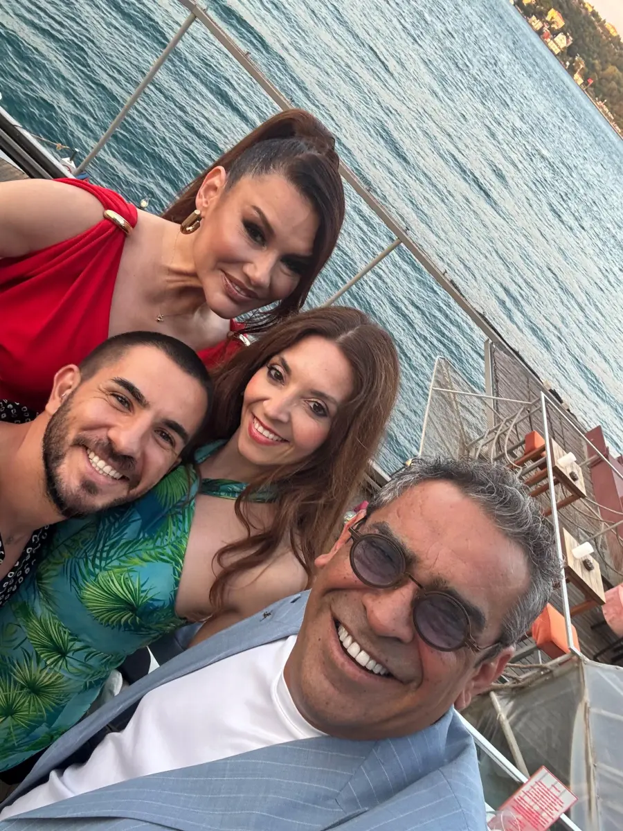 Deniz Seki 55. yaşını yakın dostlarıyla kutladı 4 denizseki2 Deniz Seki 55. yaşını yakın dostlarıyla kutladı