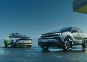 Elektrikli Opel’lerin en hızlısı yeni Mokka GSE ilk kez sahneye çıktı